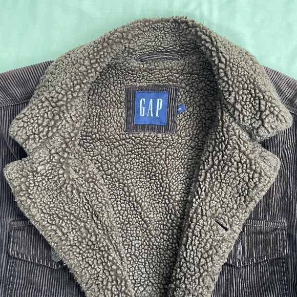 GAP Brown Corduroy Sherpa Lined Jacket - size M - Picture 4 of 6
